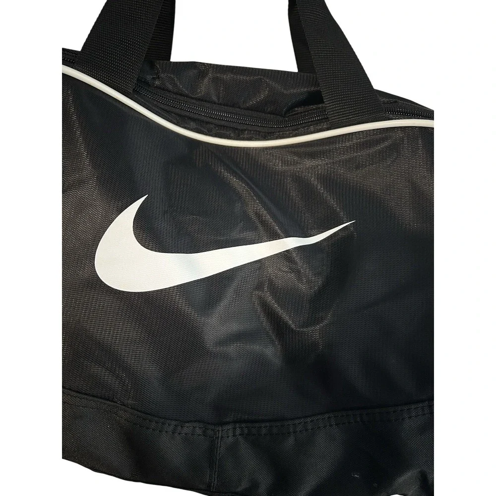 Nike Brasilia Small‎ Duffel Bag Black White Swoosh Gym Training Travel Bag